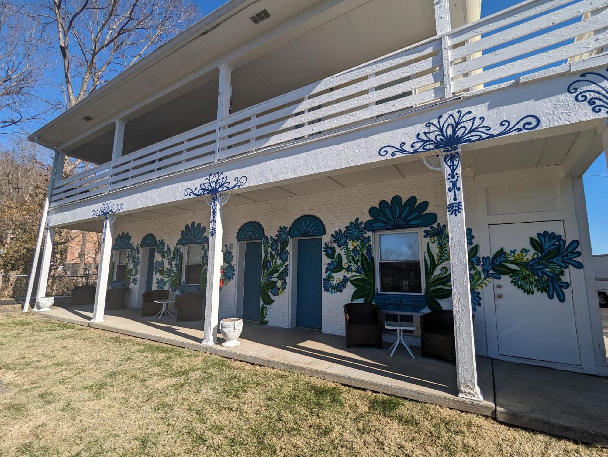 Riverboat Inn & Suites Madison Extérieur photo